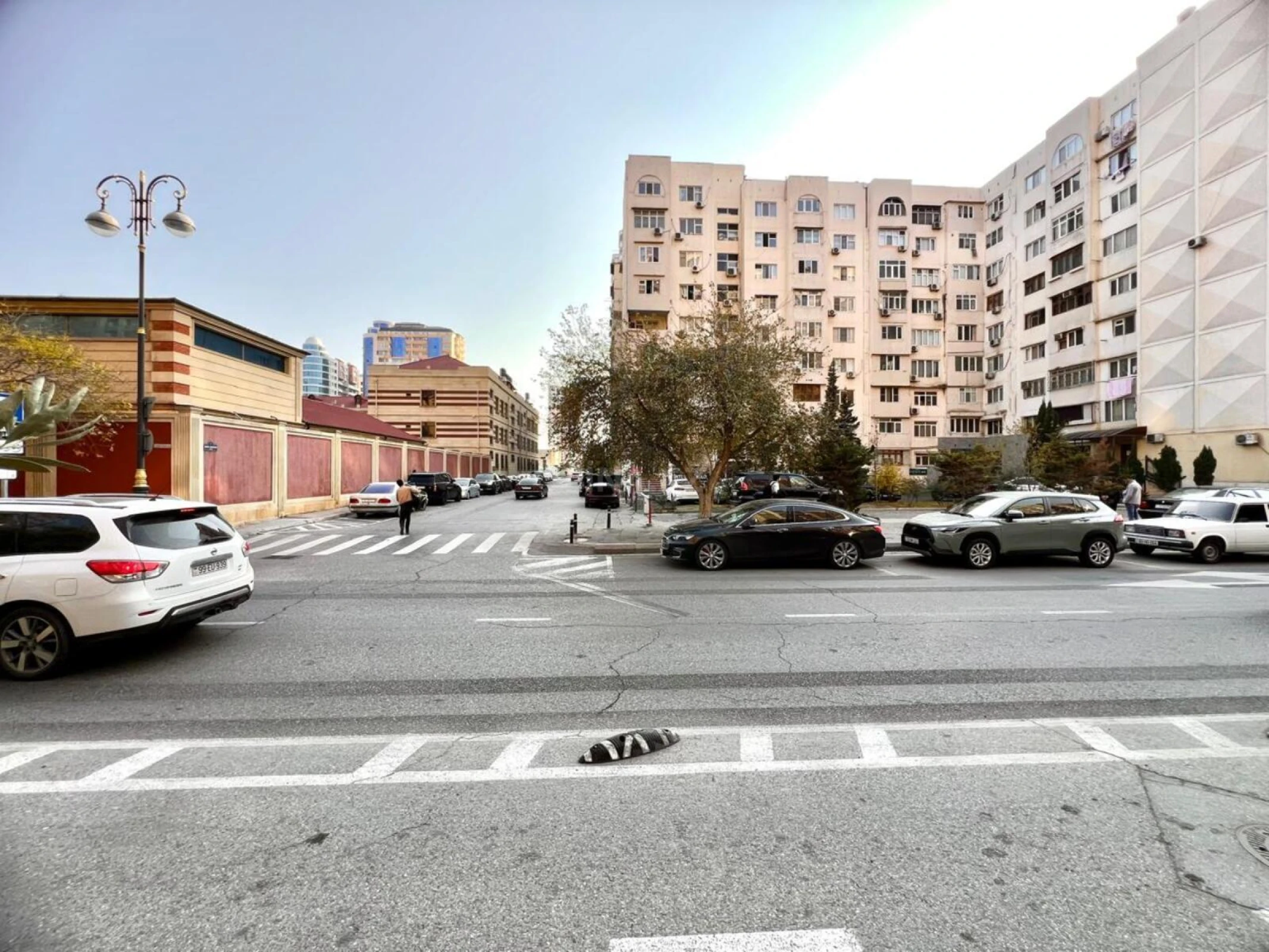 Kirayə verilir obyekt 103 m²