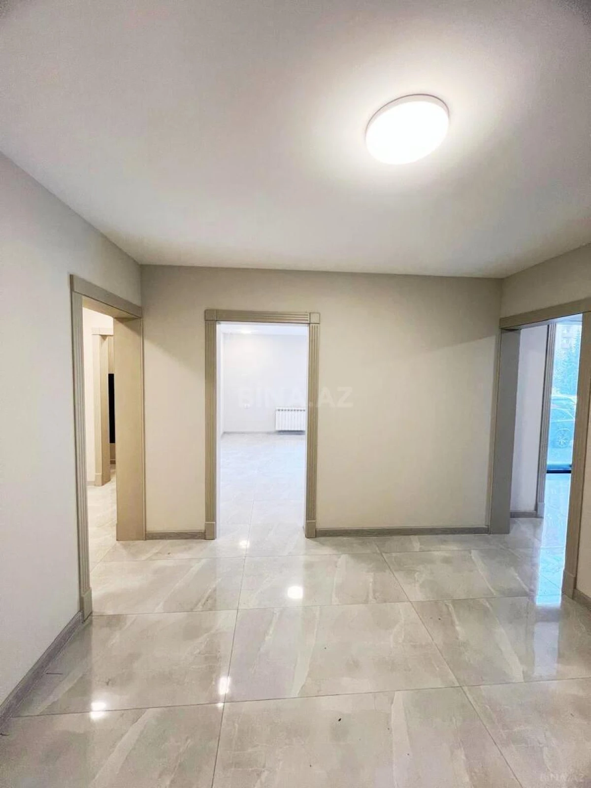 Kirayə verilir obyekt 103 m²