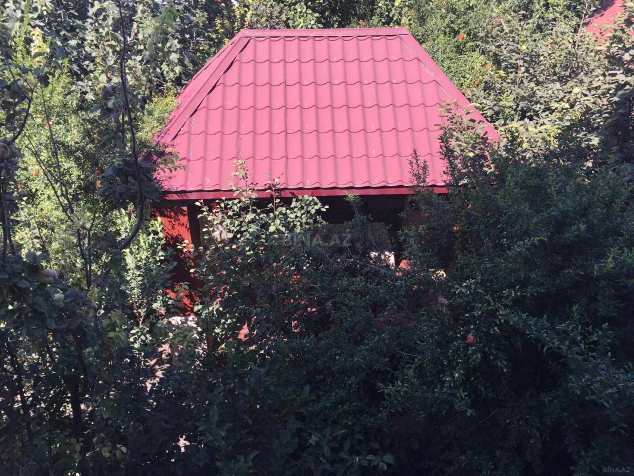 Satılır 8 otaqlı həyət evi 510 m²