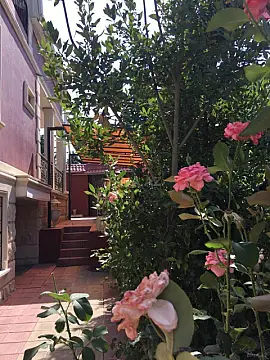 Satılır 8 otaqlı həyət evi 510 m²