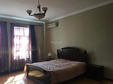 Satılır 8 otaqlı həyət evi 510 m²