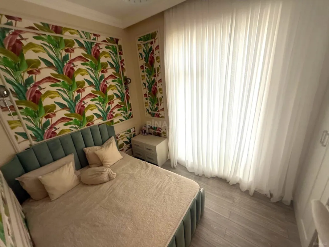 Satılır 6 otaqlı həyət evi 420 m²