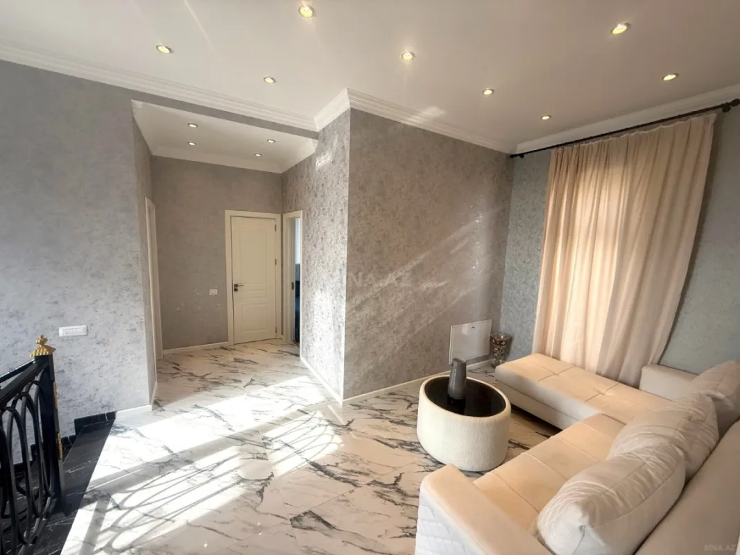 Satılır 6 otaqlı həyət evi 420 m²