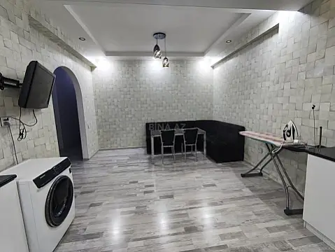 Kirayə verilir 4 otaqlı mənzil 184 m²