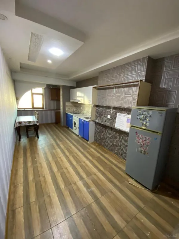 Kirayə verilir 3 otaqlı mənzil 110 m²