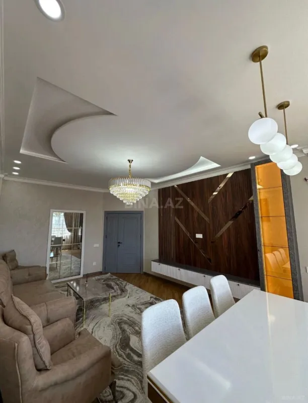 Satılır 3 otaqlı mənzil 103 m²