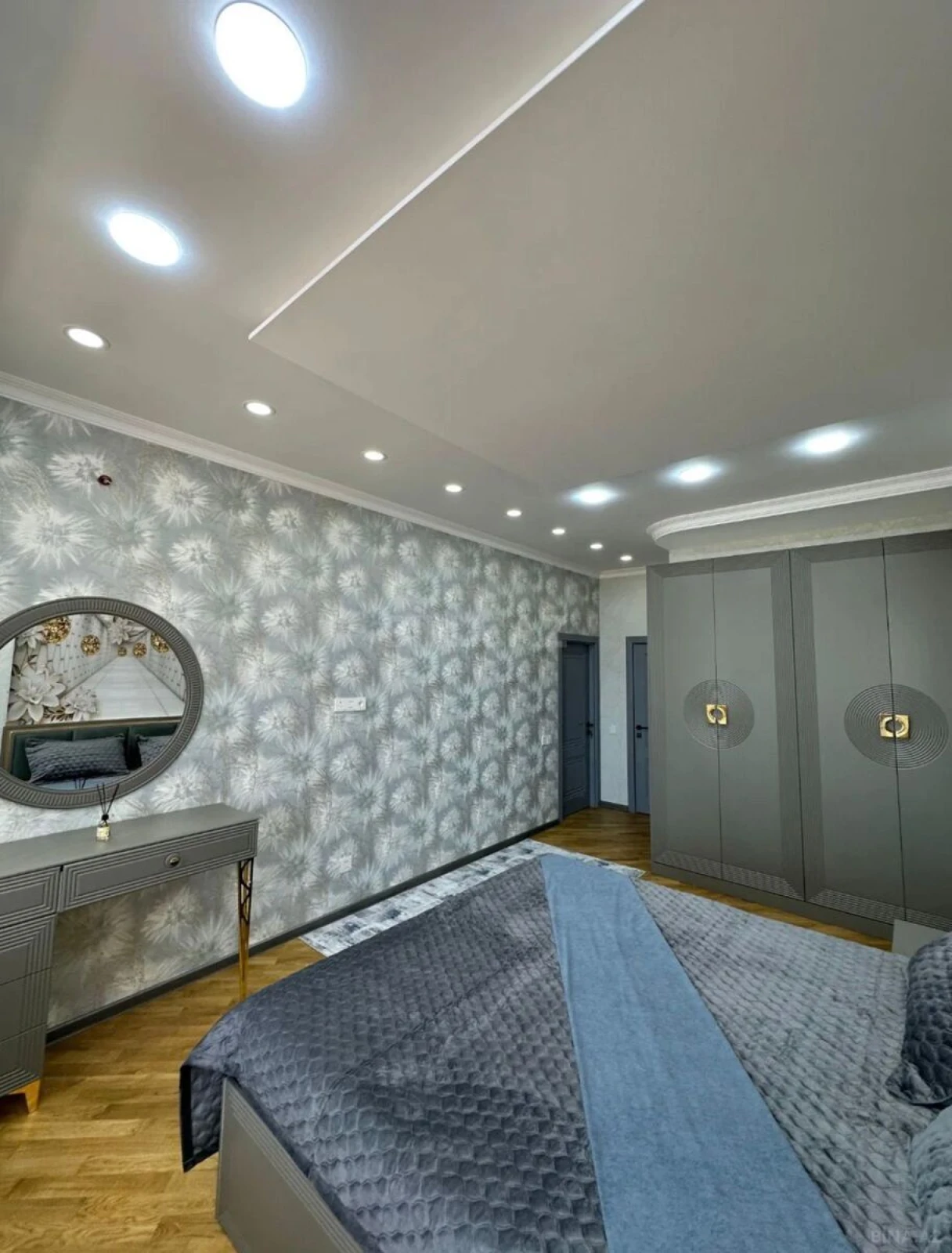 Satılır 3 otaqlı mənzil 103 m²