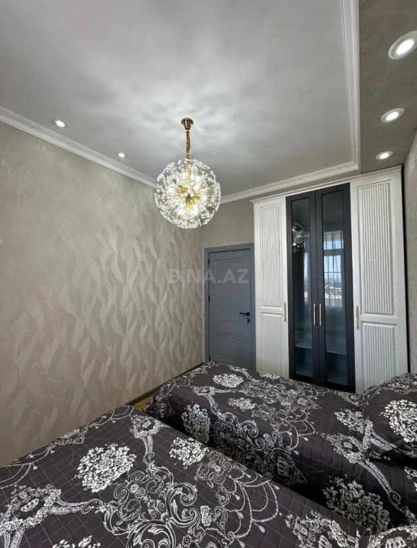 Satılır 3 otaqlı mənzil 103 m²