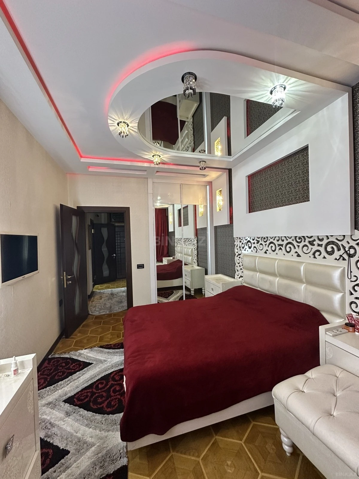 Kirayə verilir 3 otaqlı mənzil 95 m²