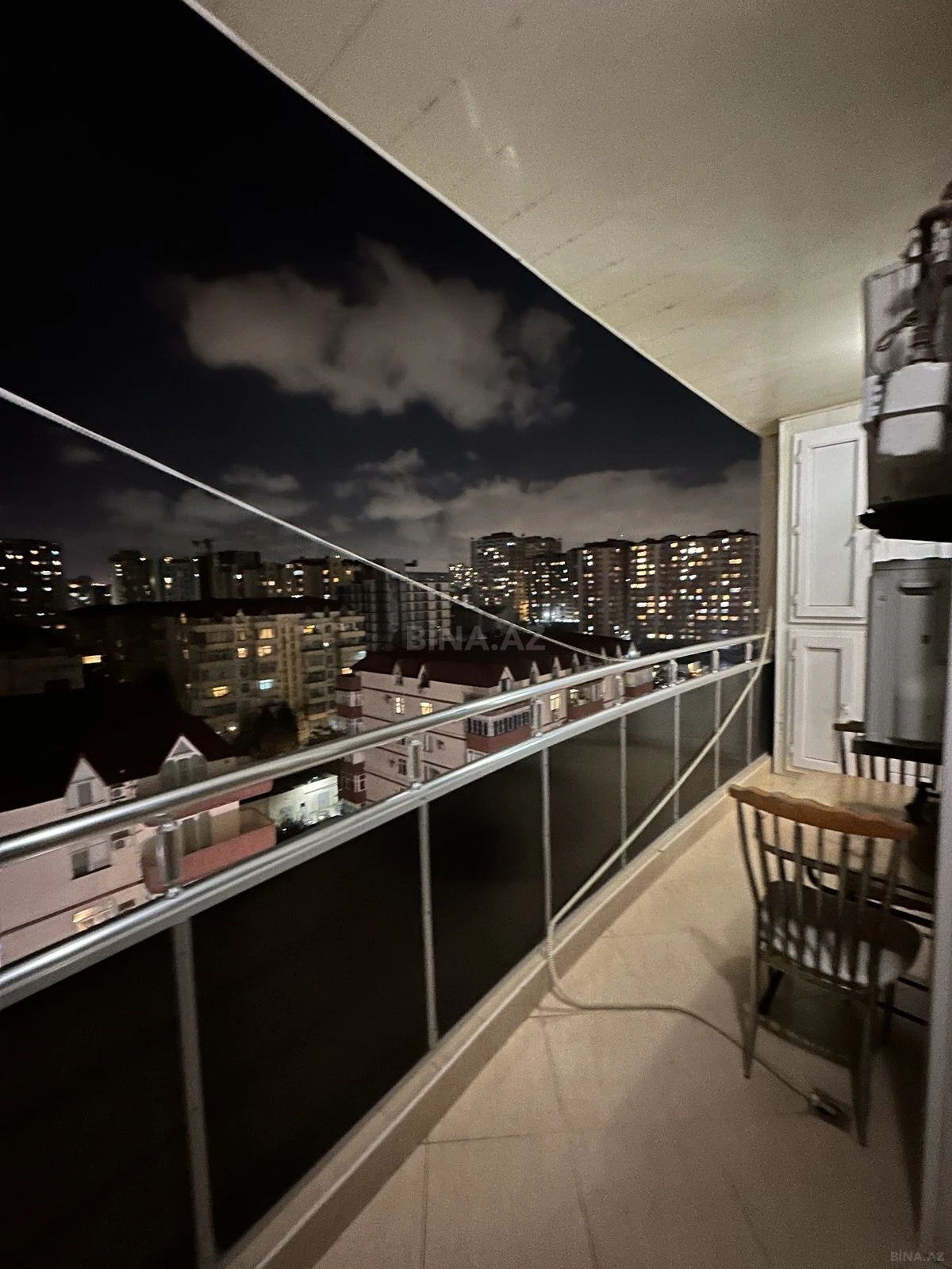 Kirayə verilir 3 otaqlı mənzil 95 m²