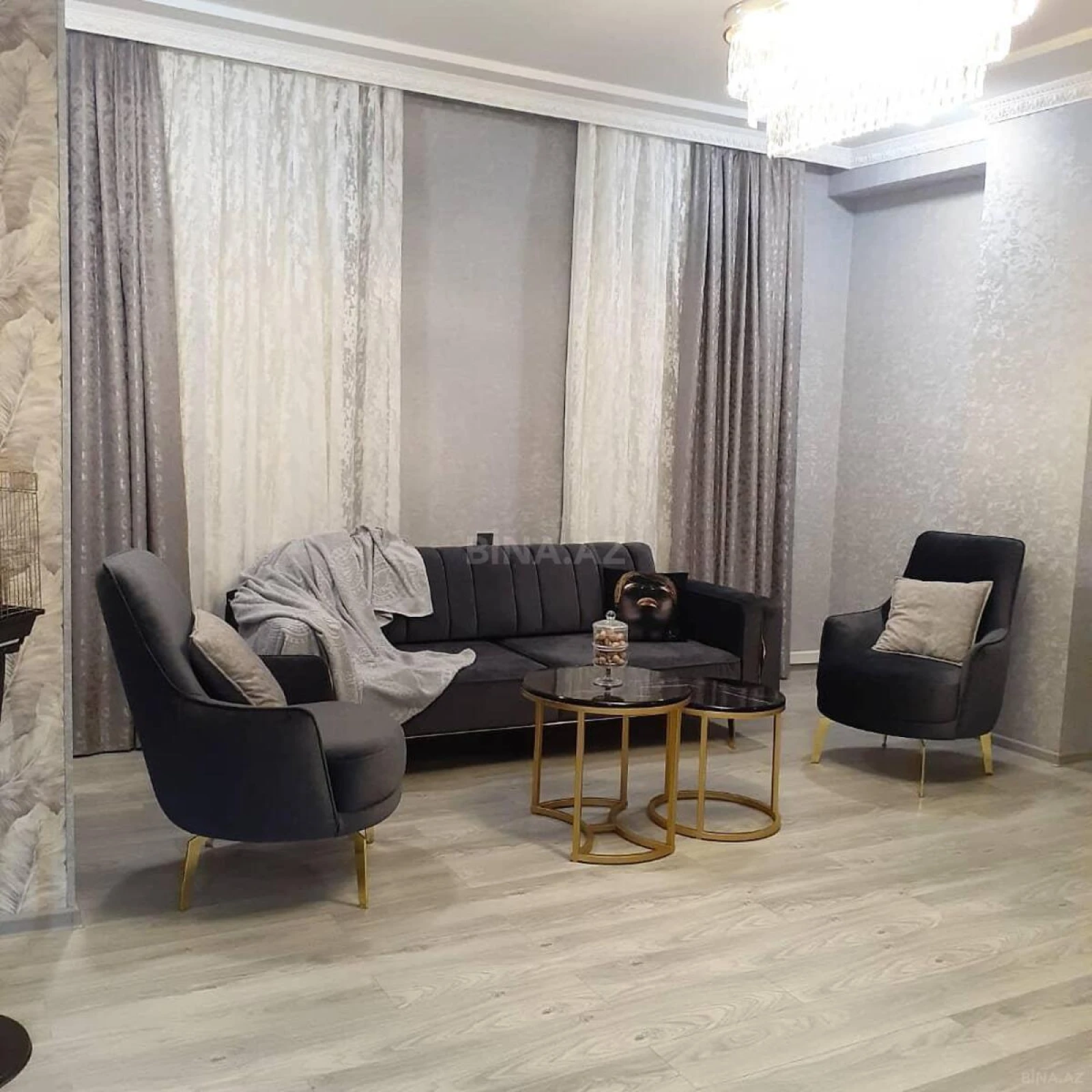 Satılır 3 otaqlı mənzil 106 m²