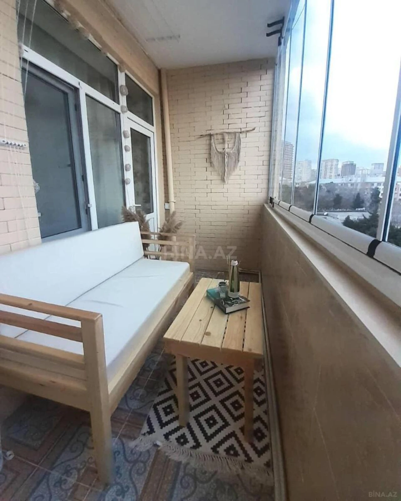 Satılır 3 otaqlı mənzil 106 m²