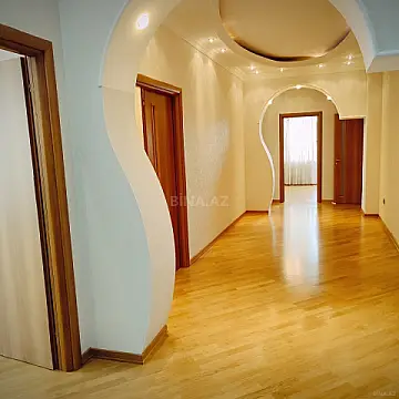 Satılır 4 otaqlı mənzil 200 m² — Bakı, İçərişəhər 4 otaq 200.00 m²