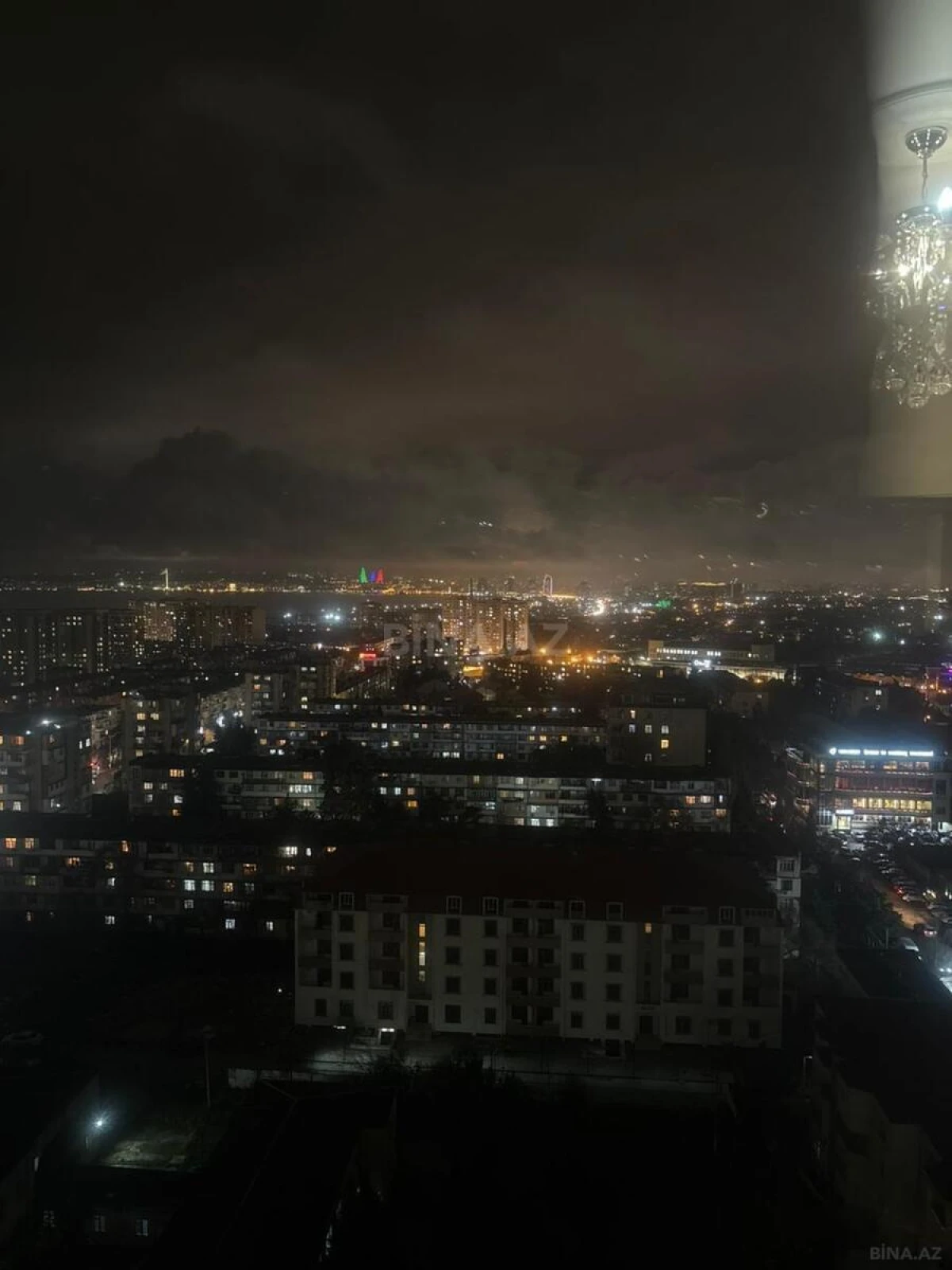 Satılır 2 otaqlı mənzil 65 m²