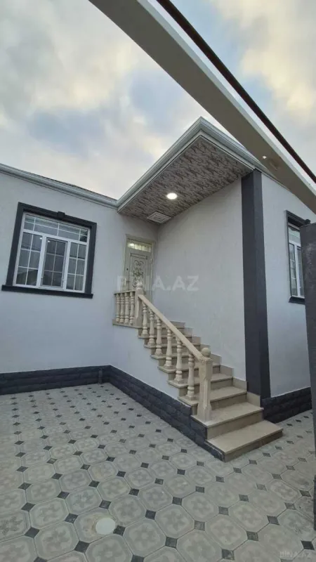 Satılır 3 otaqlı həyət evi 100 m²