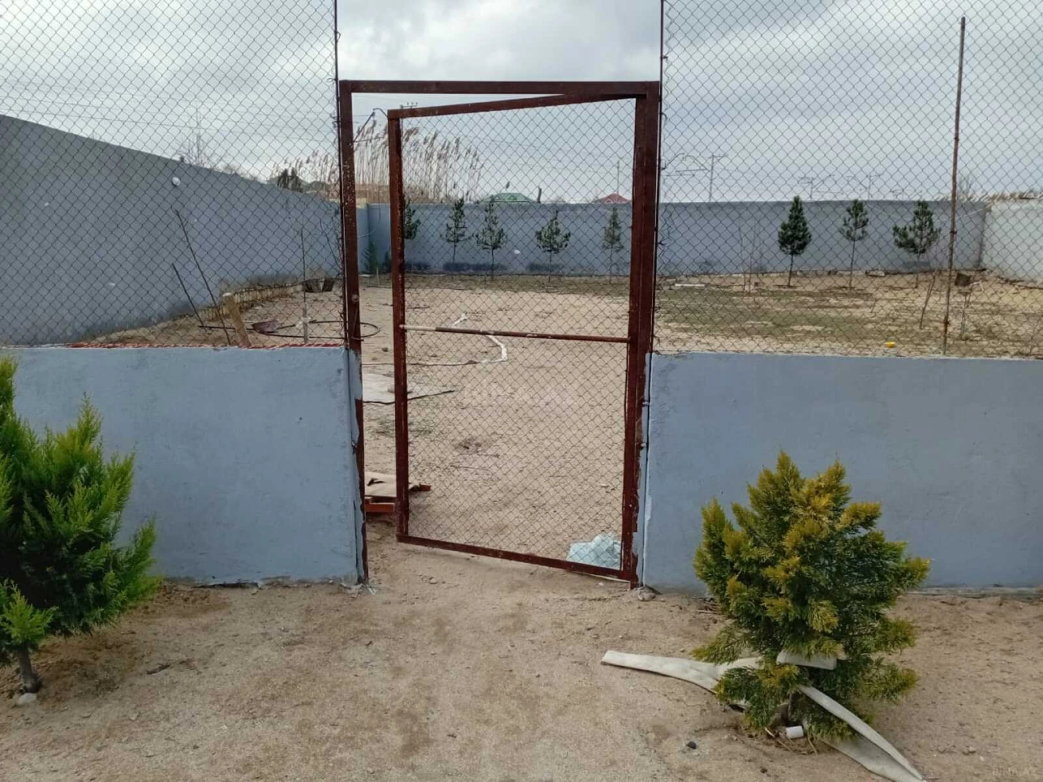 Satılır 4 otaqlı həyət evi 200 m²