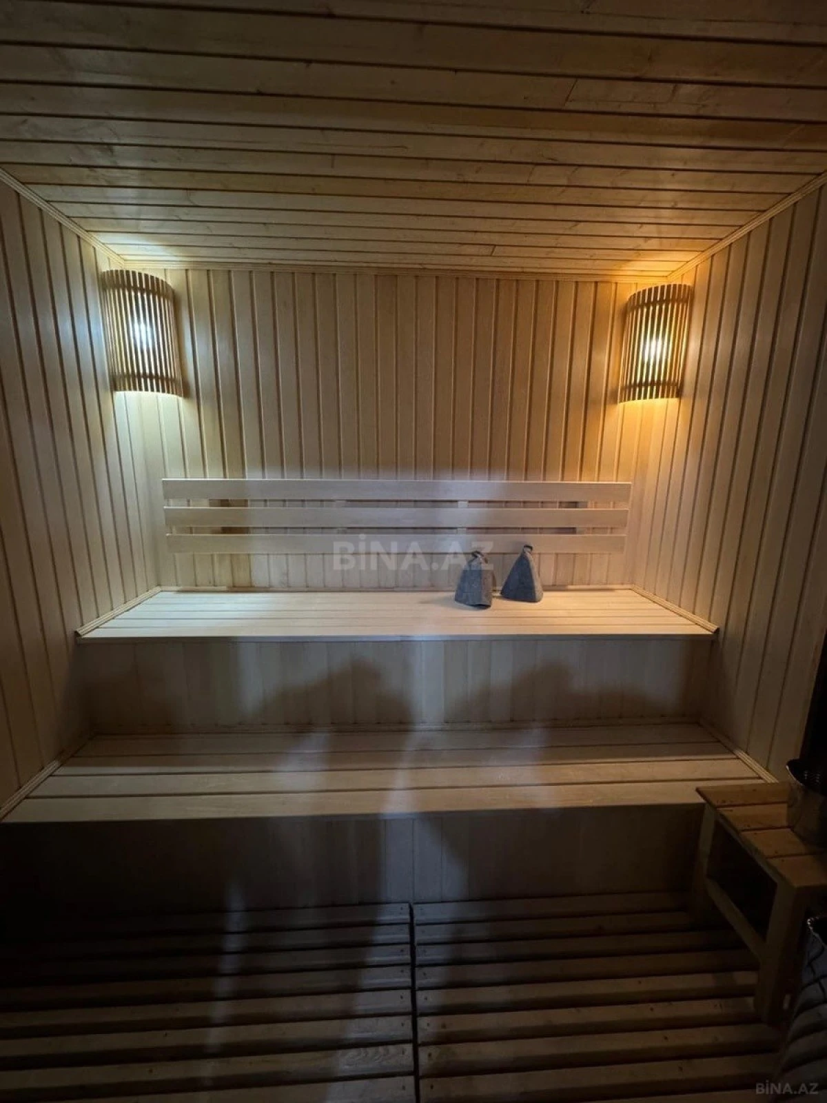 Satılır 4 otaqlı həyət evi 200 m²