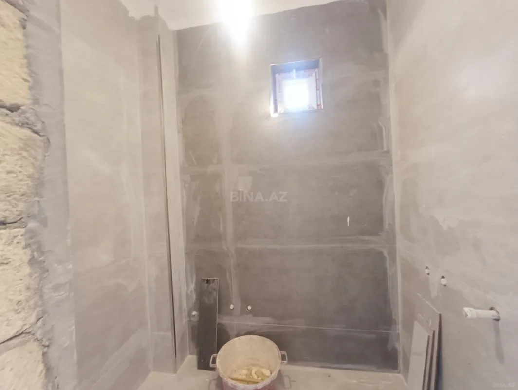 Satılır 5 otaqlı həyət evi 130 m²