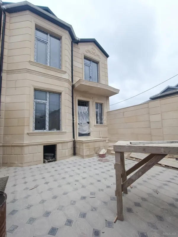 Satılır 5 otaqlı həyət evi 130 m²