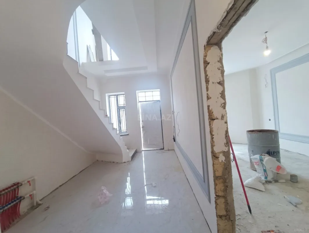 Satılır 5 otaqlı həyət evi 130 m²