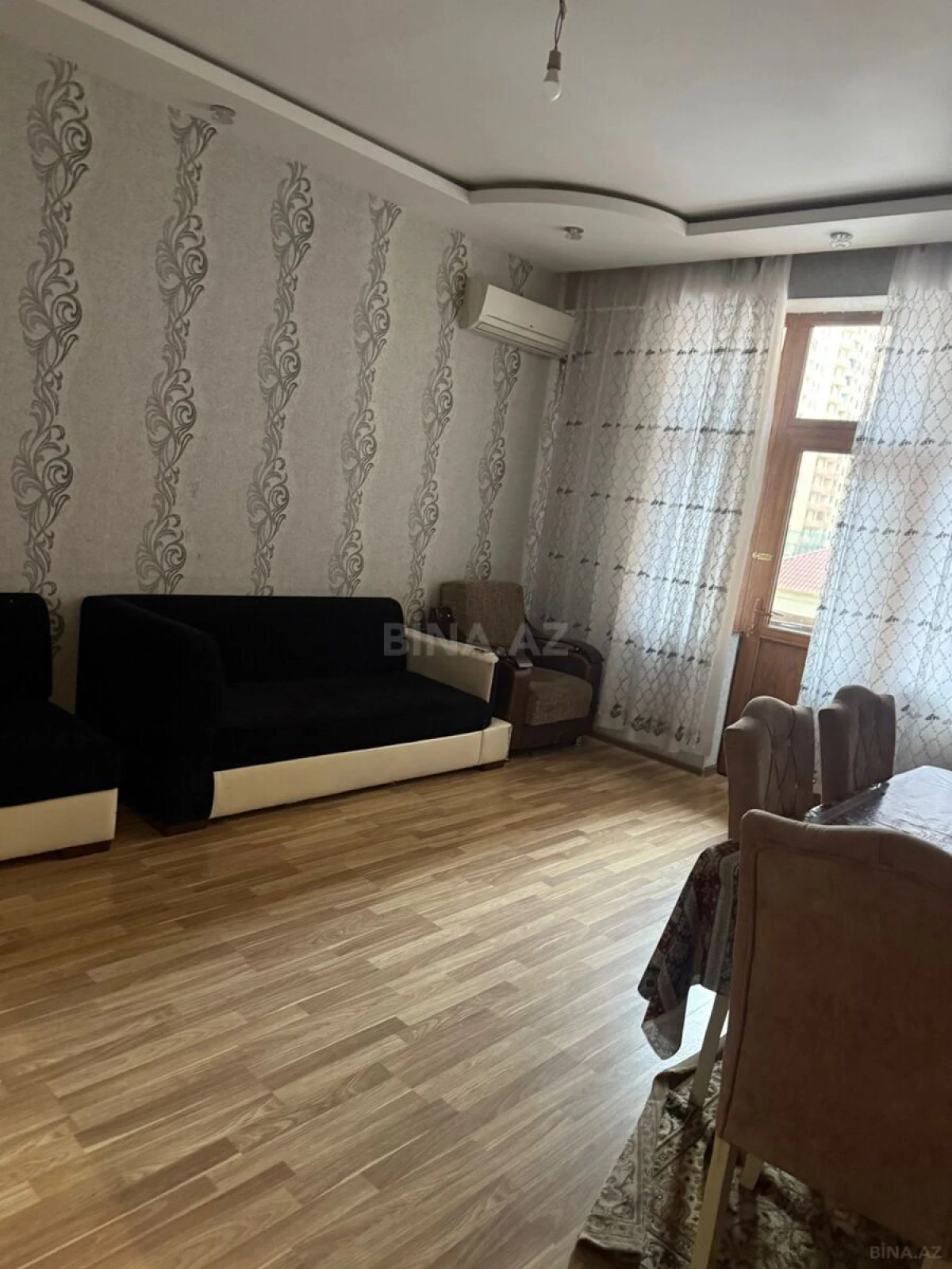 Kirayə verilir 2 otaqlı mənzil 70 m²