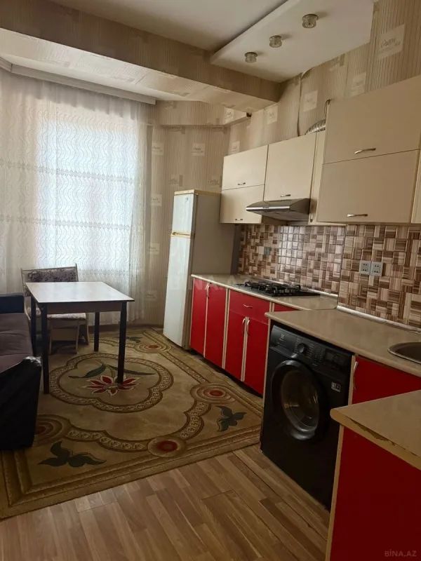 Kirayə verilir 2 otaqlı mənzil 70 m²