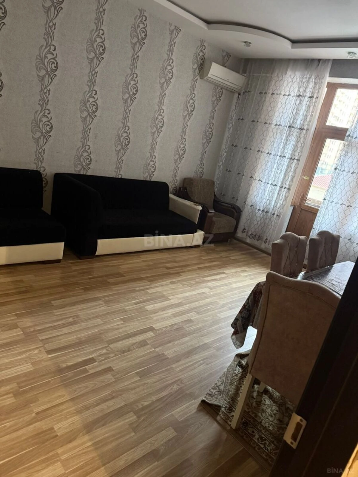 Kirayə verilir 2 otaqlı mənzil 70 m²