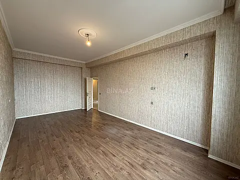 Satılır 3 otaqlı mənzil 104 m²