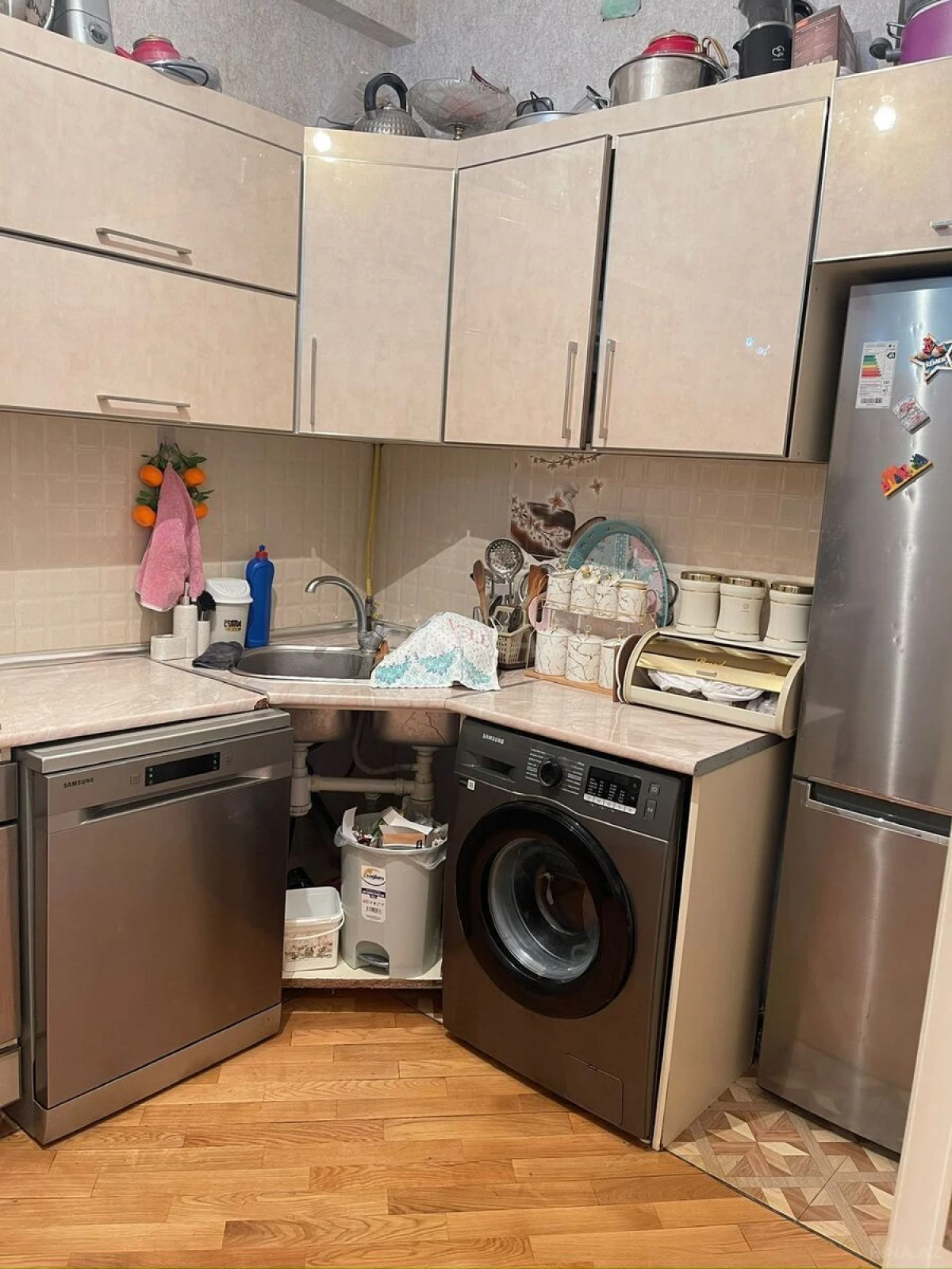 Satılır 2 otaqlı mənzil 65 m²