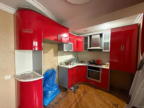 Satılır 2 otaqlı mənzil 75 m²