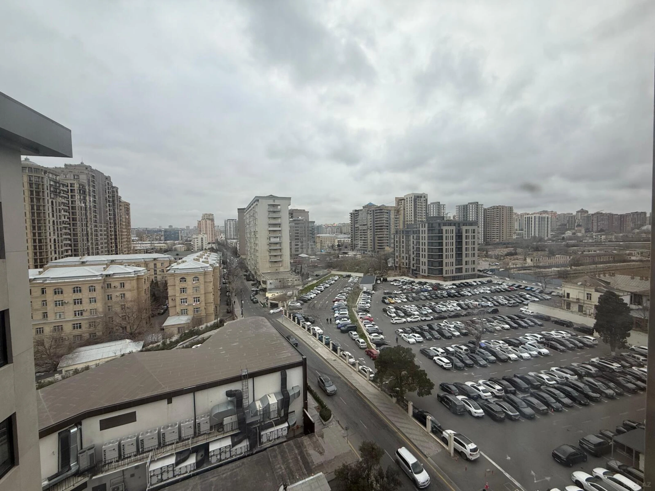 Satılır 2 otaqlı mənzil 75 m²