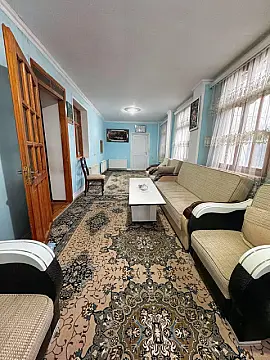Satılır 7 otaqlı həyət evi 348 m²