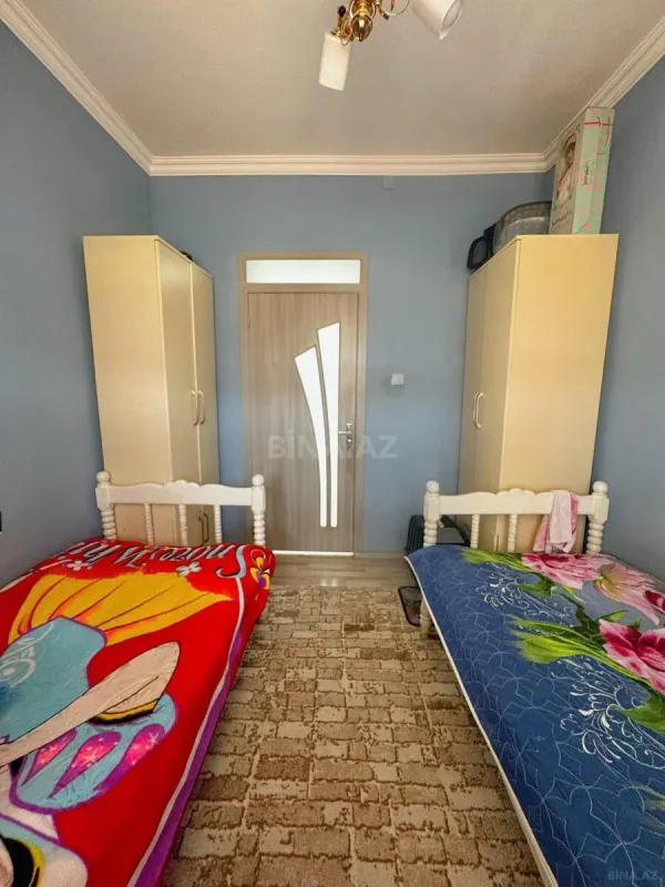 Satılır 7 otaqlı həyət evi 348 m²