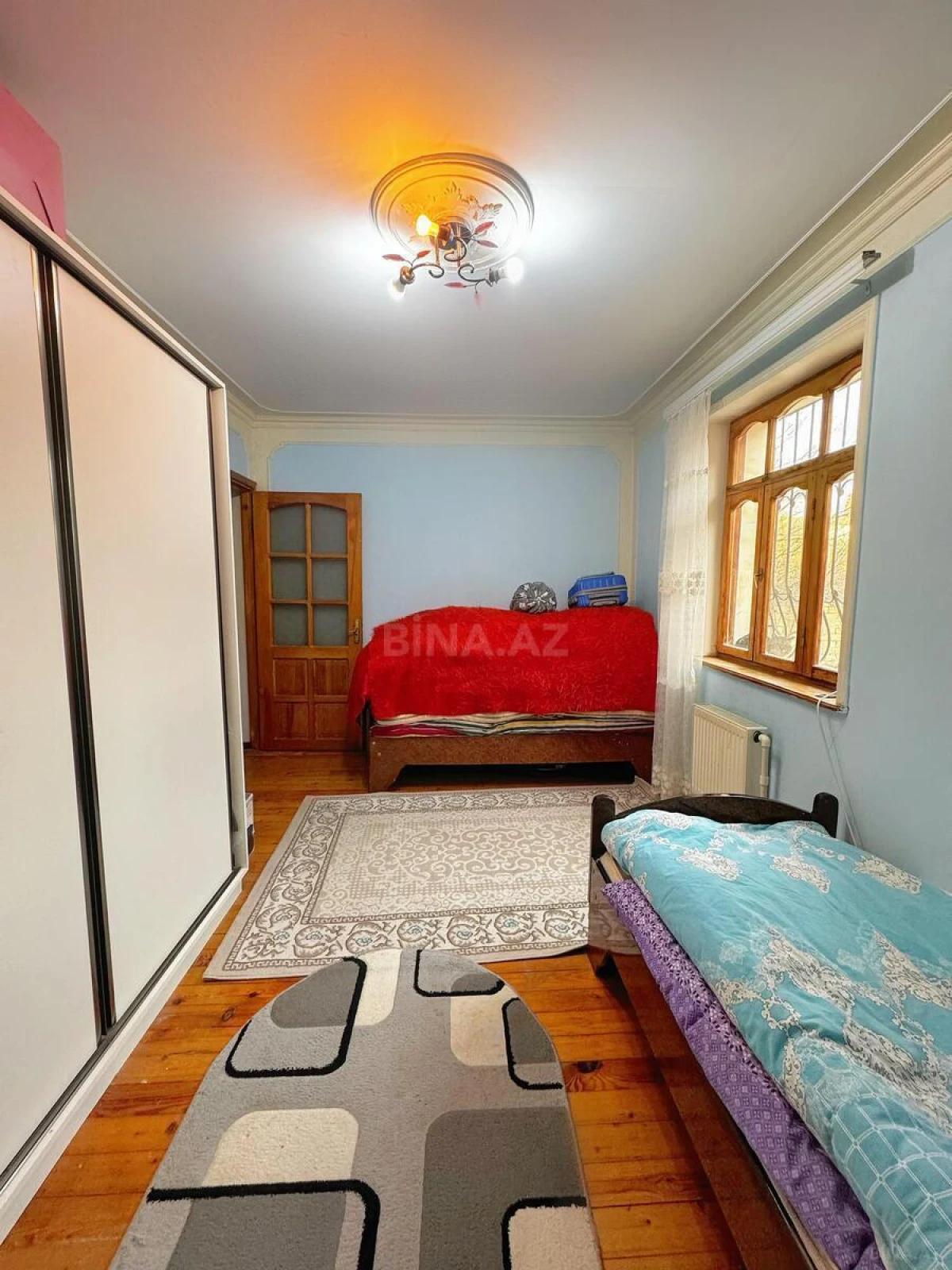 Satılır 7 otaqlı həyət evi 348 m²