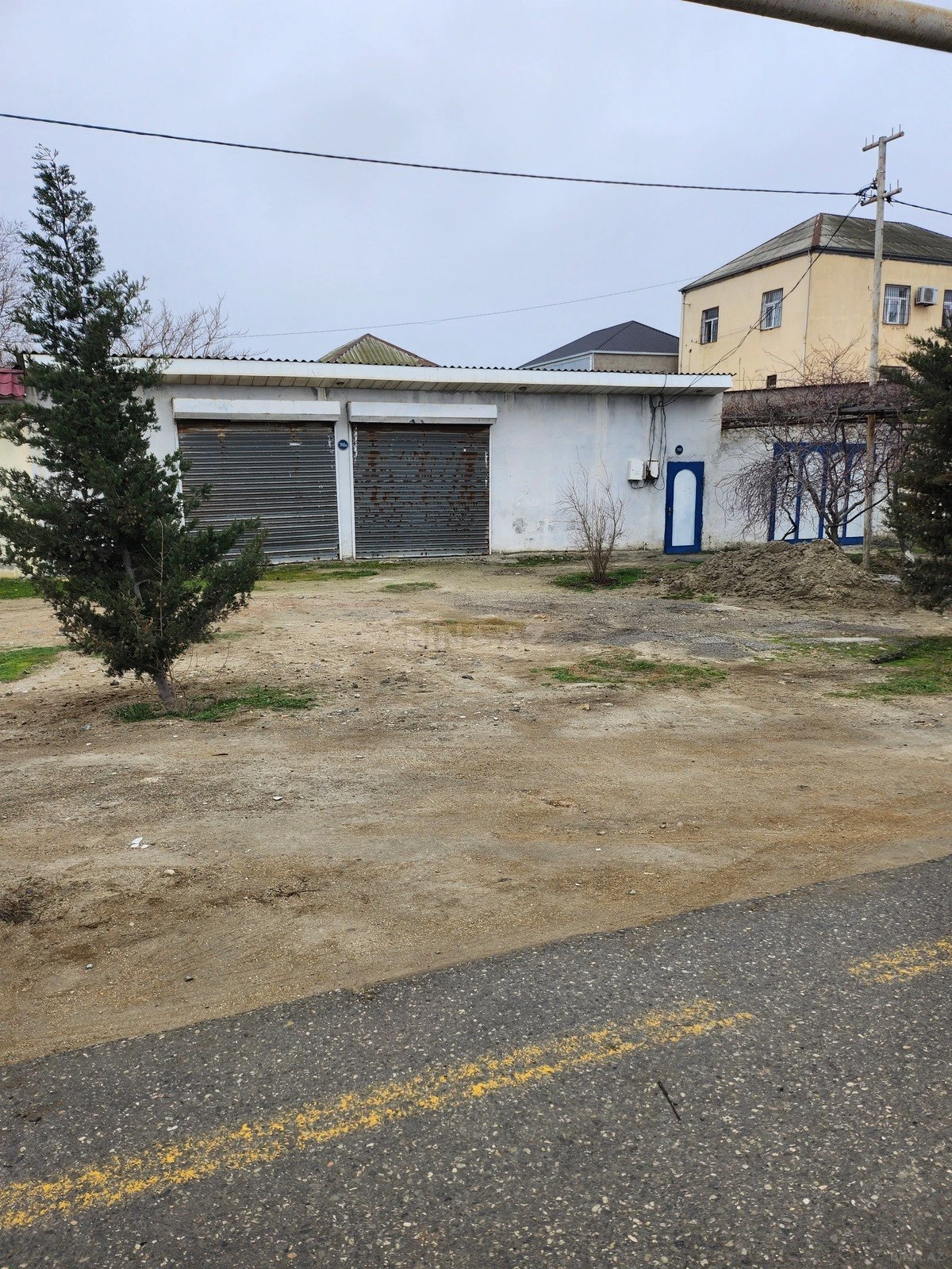 Satılır 7 otaqlı həyət evi 348 m²