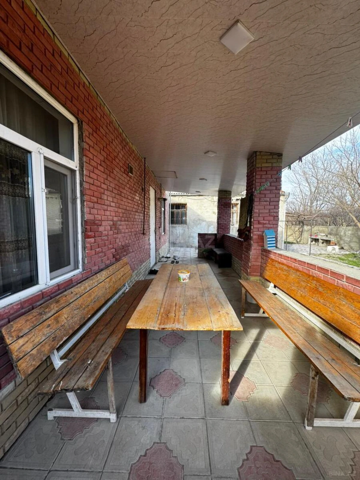 Satılır 7 otaqlı həyət evi 348 m²