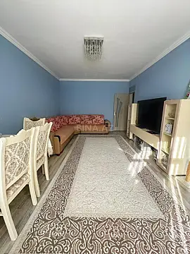 Satılır 7 otaqlı həyət evi 348 m²
