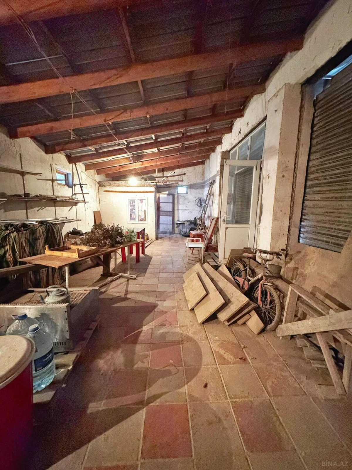 Satılır 7 otaqlı həyət evi 348 m²
