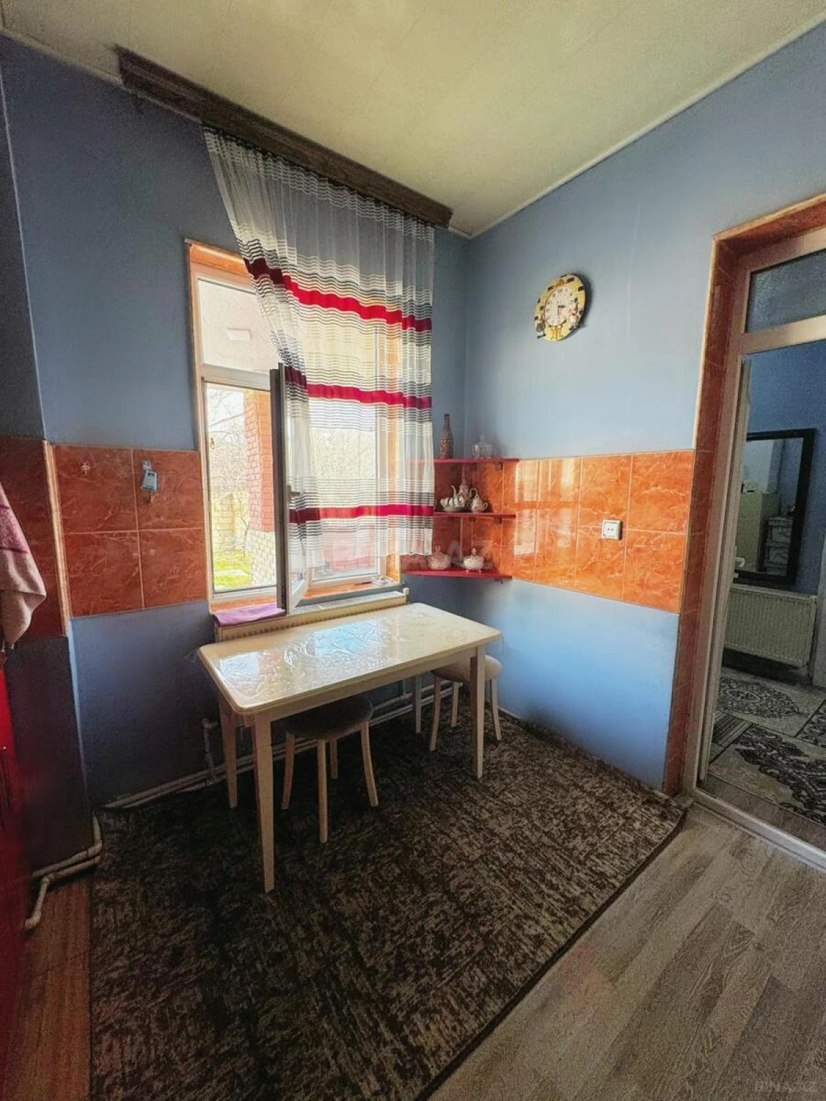 Satılır 7 otaqlı həyət evi 348 m²