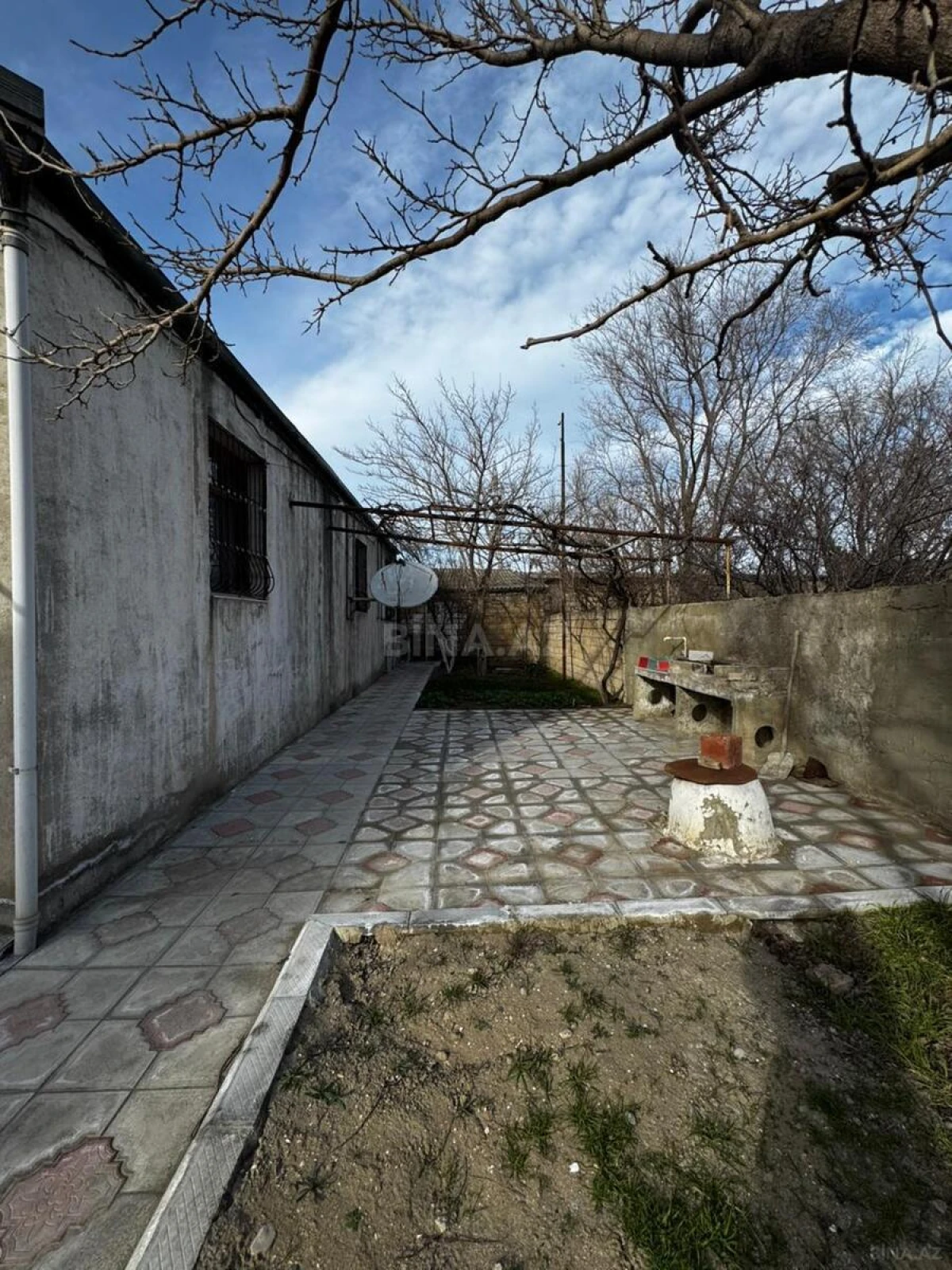 Satılır 7 otaqlı həyət evi 348 m²