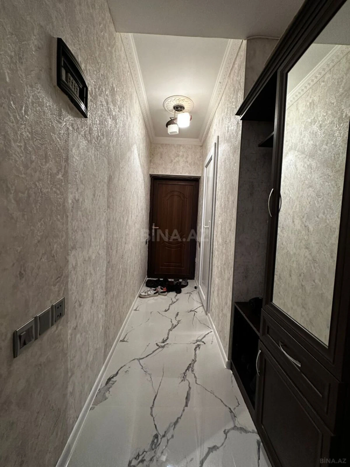Satılır 2 otaqlı mənzil 65 m²