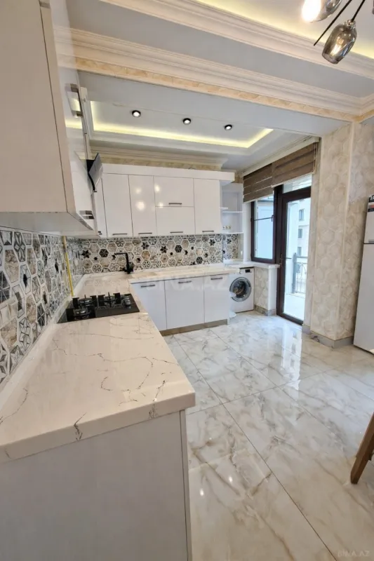 Satılır 2 otaqlı mənzil 80 m²