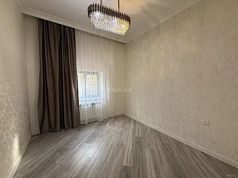 Satılır 5 otaqlı həyət evi 220 m²