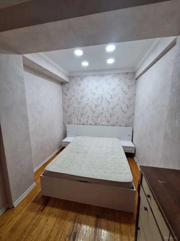 Satılır 2 otaqlı mənzil 50 m²