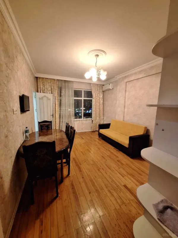 Satılır 2 otaqlı mənzil 50 m²