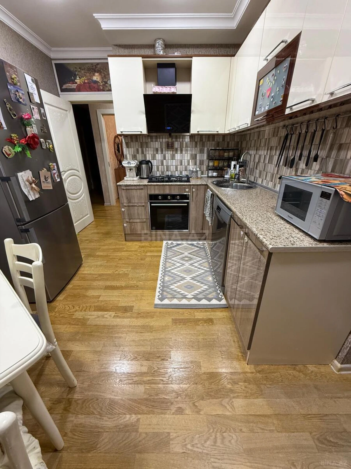 Satılır 3 otaqlı mənzil 112 m²