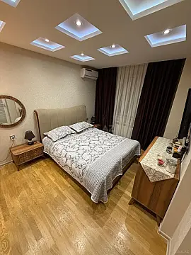 Satılır 3 otaqlı mənzil 112 m²