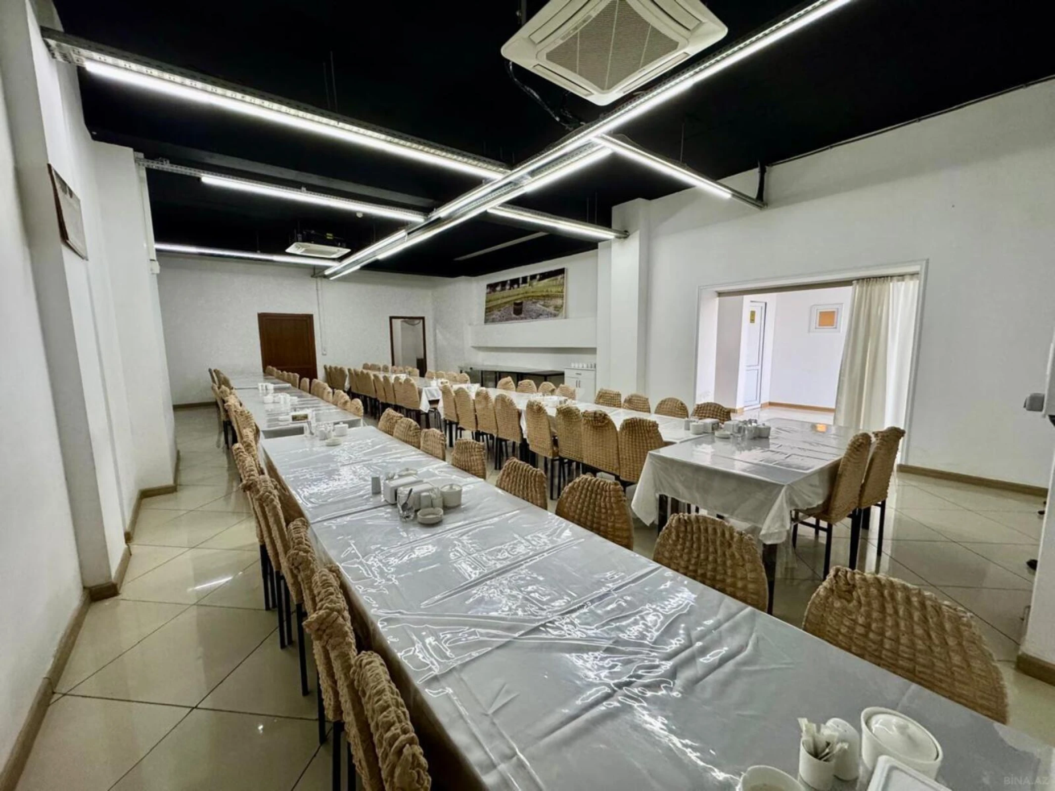 Satılır obyekt 500 m²