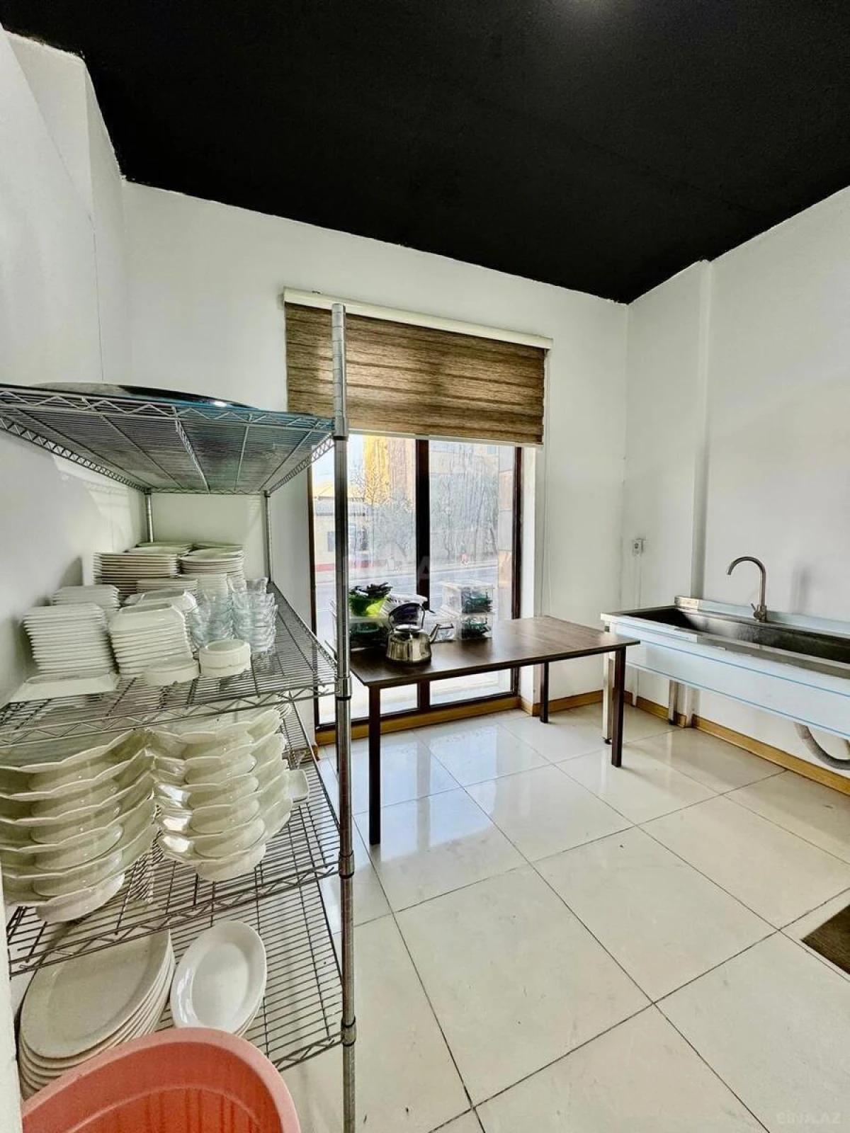 Satılır obyekt 500 m²