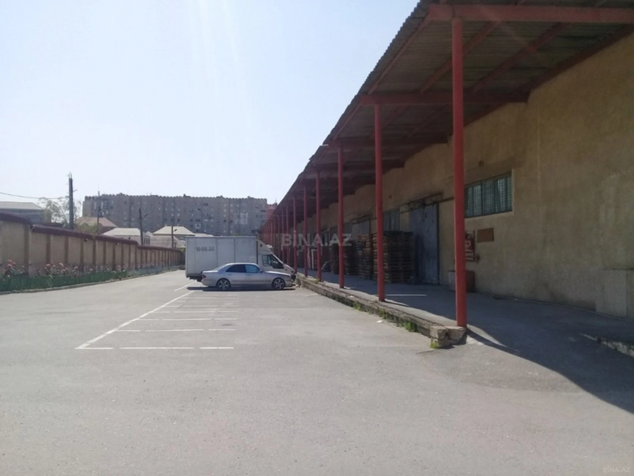 Kirayə verilir obyekt 324 m²